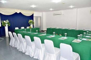 Bahari Hotel
