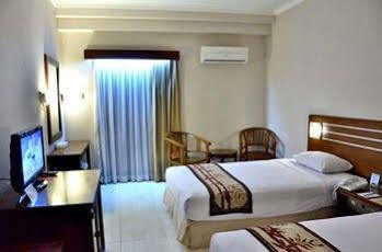 Bahari Hotel 3*