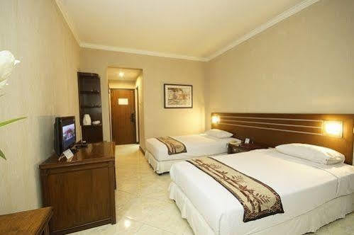 Bahari Hotel 3*