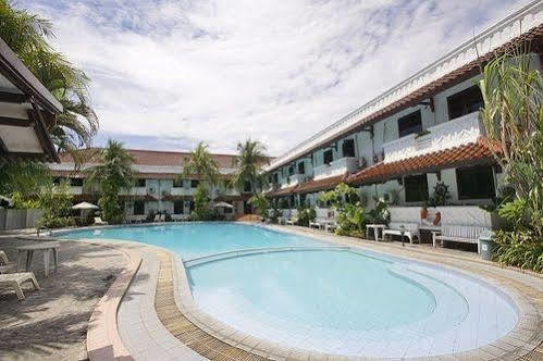 Hotel Bahari 3*