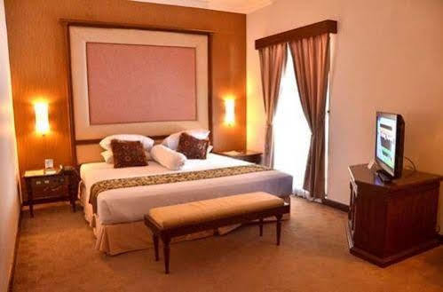 Hotel Bahari 3*